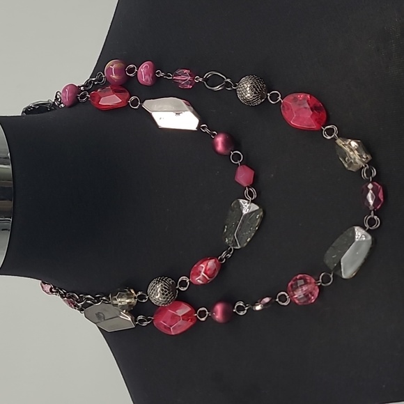 Magenta/Gunmetal Gray Necklace -22" - Picture 2 of 6